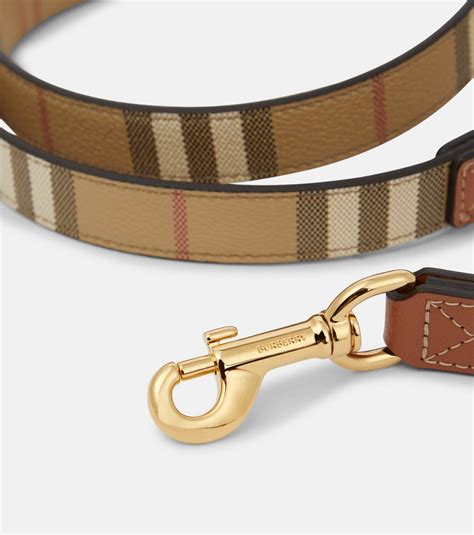 burberry dog collar price|burberry dog collars and leashes.